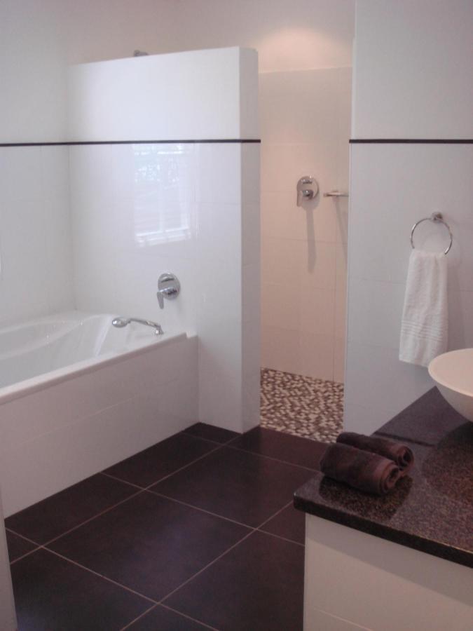 Plumwood Boutique Hotel By The Living Journey Collection Franschhoek Bagian luar foto