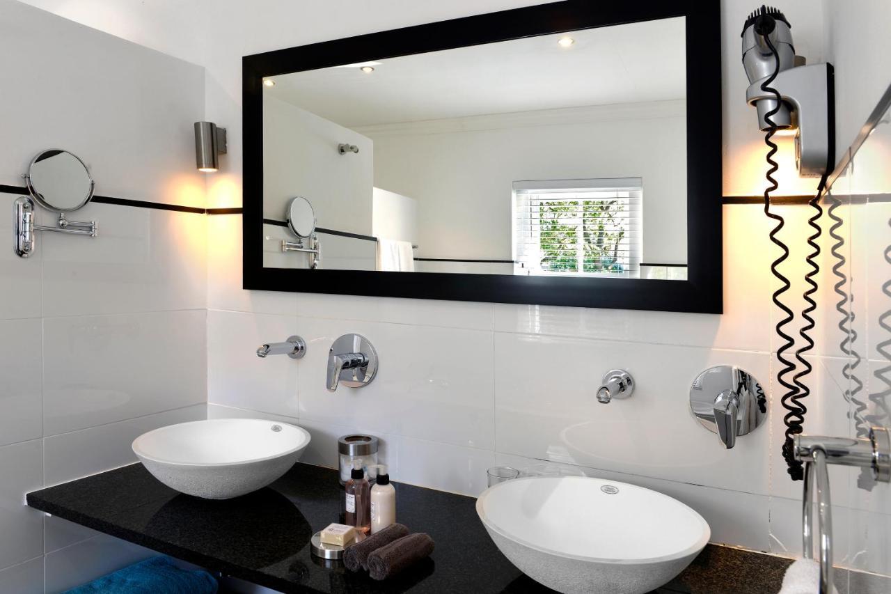 Plumwood Boutique Hotel By The Living Journey Collection Franschhoek Bagian luar foto