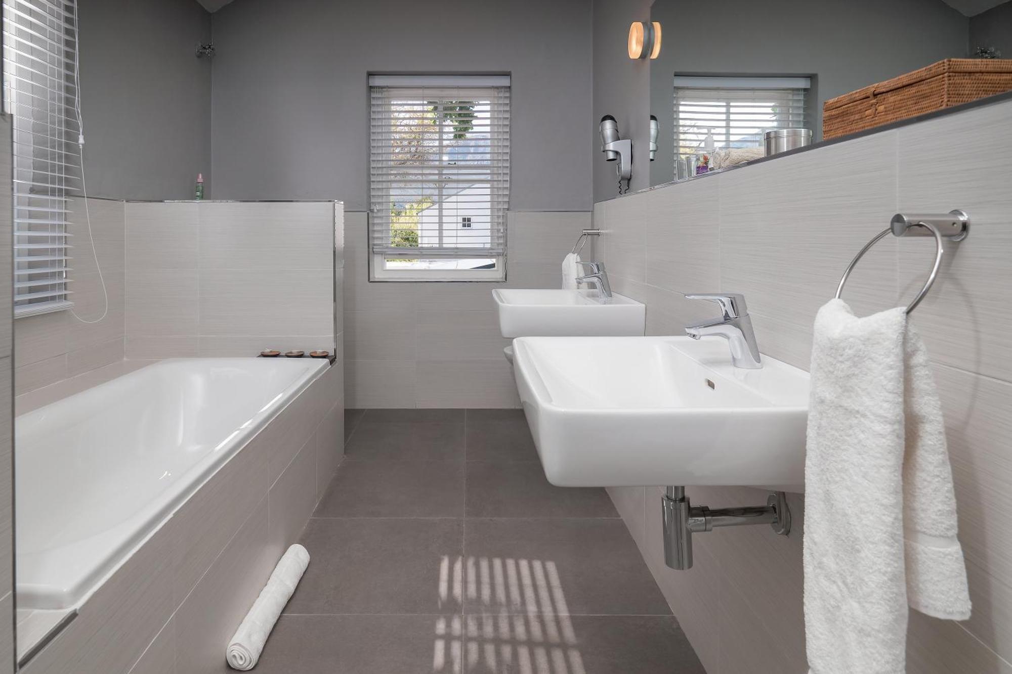 Plumwood Boutique Hotel By The Living Journey Collection Franschhoek Bagian luar foto