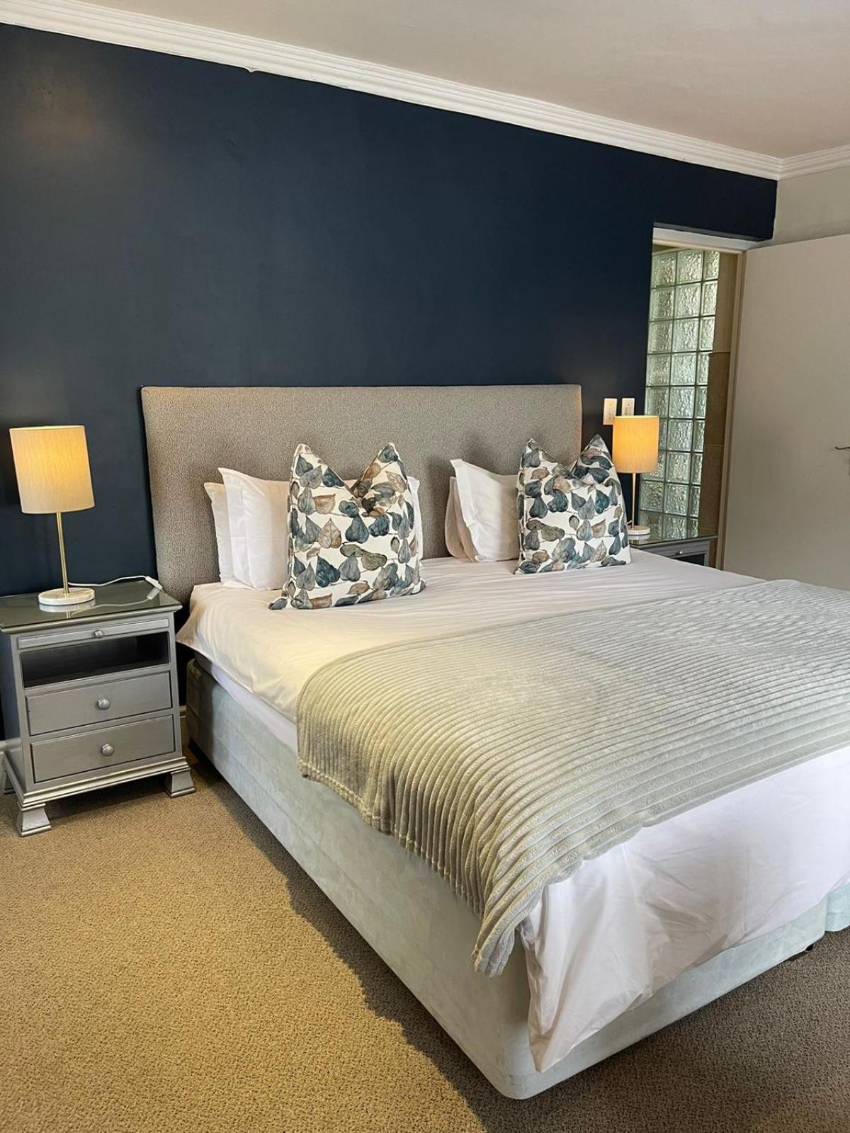 Plumwood Boutique Hotel By The Living Journey Collection Franschhoek Bagian luar foto